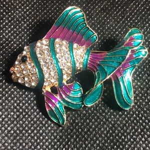 Women’s Rhinestone Tropical Fish Brooch